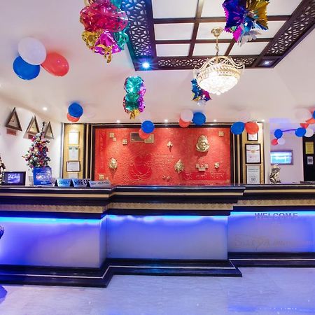 Hotel Surya International Делі Екстер'єр фото
