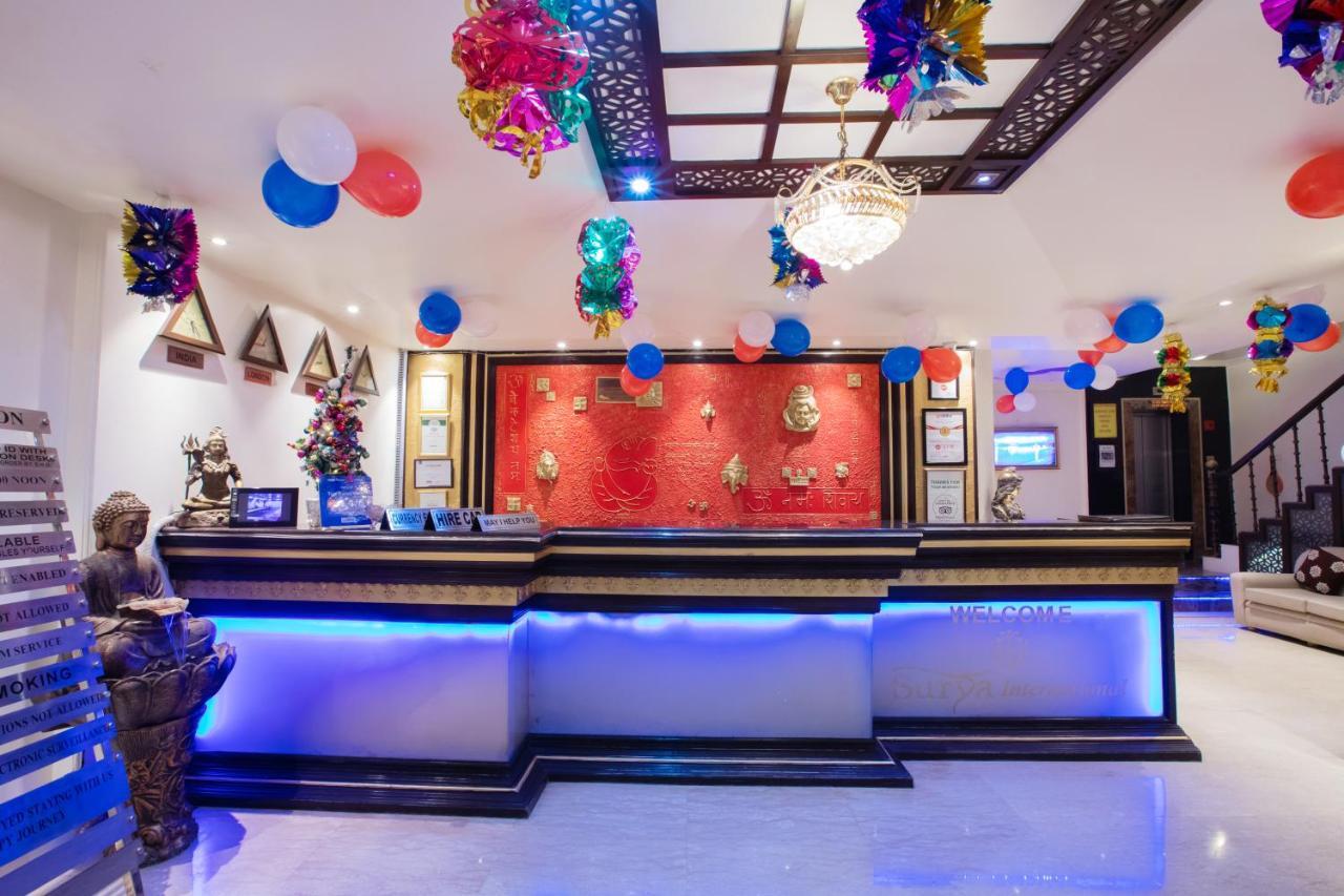 Hotel Surya International Делі Екстер'єр фото