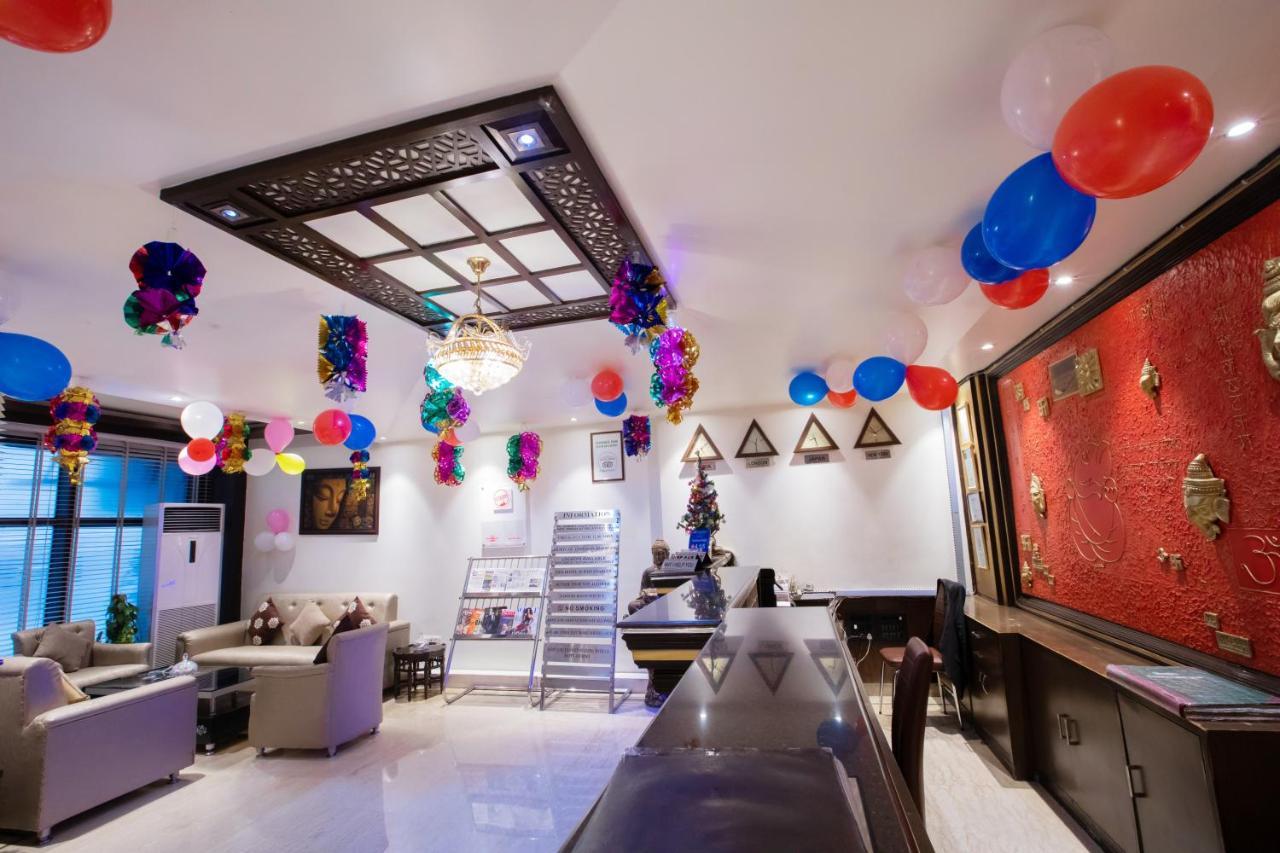 Hotel Surya International Делі Екстер'єр фото